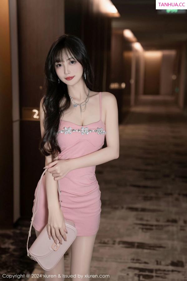 林星阑  [XiuRen]高清写真图 2024.11.01 No.9380 林星阑 丝袜美腿第23张图片